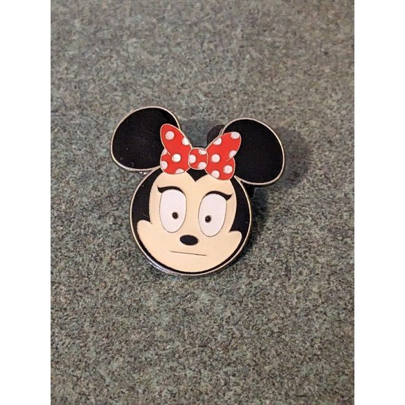 Disney Parks Trading Pin Emoji Blitz  Minnie Scared Surprised 122049  2017 - Picture 1 of 2